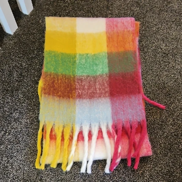 Colorful Striped Scarf - Picture 3 of 3